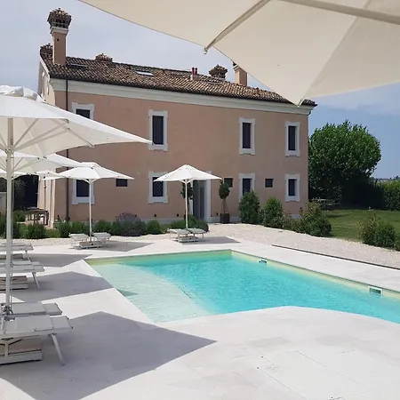 Loft In A Beautiful With Swimming Pool Villa Monsano
