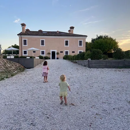 Manor In Marche With Pool And Adriatic Views
