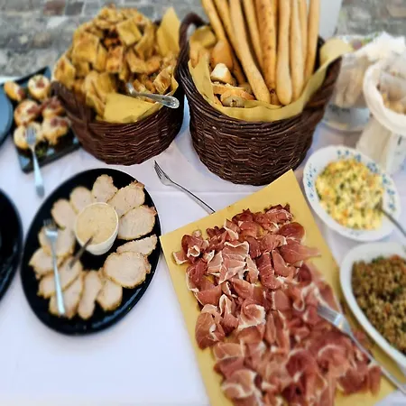 Willa Manor In Marche With Pool And Adriatic Views Monsano